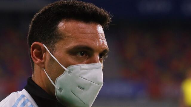 Lionel Scaloni dejó afuera de la convocatoria a Juan Foyth. (AP)