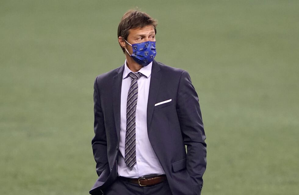 Matías Almeyda reveló que intentó comprar vacunas para todos los azuleños