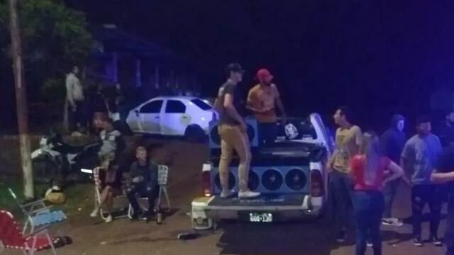 Secuestro de vehículos y varios individuos demorados en Pozo Azul.