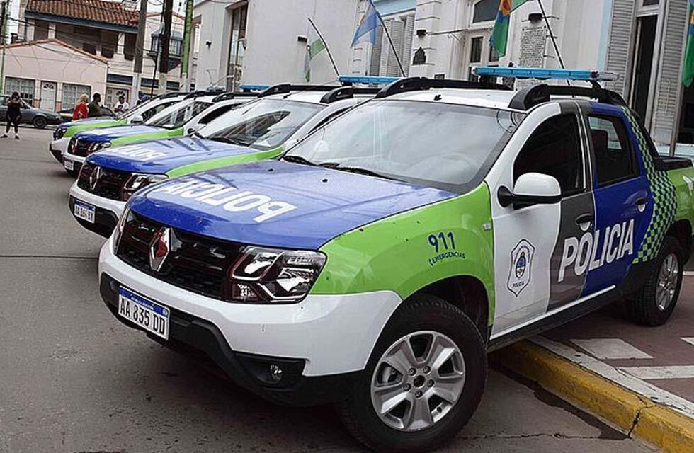 Tras varias horas atrincherado en su casa y amenazando con “explotar todo”, el hombre se entregó a la policía