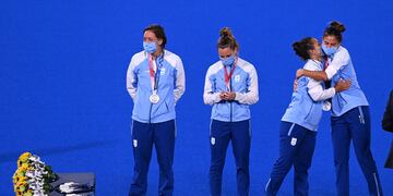 Las mejores fotos de la entrega de medallas de Las Leonas.