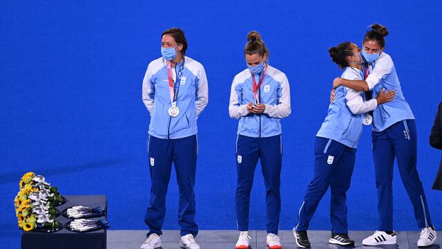 Las mejores fotos de la entrega de medallas de Las Leonas.
