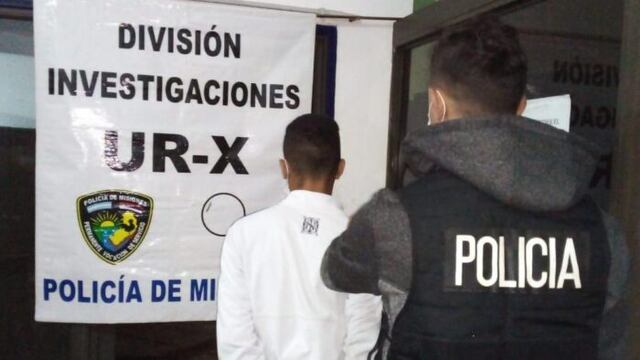 Joven terminó detenido tras asaltar a una mujer en modalidad “motochorro”.