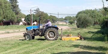 Operativo de limpieza y desmalezado en los distritos de San Rafael.