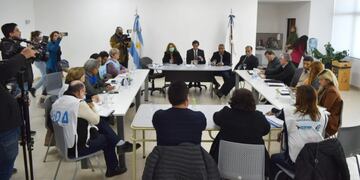 Los gremios docentes volverán a reunirse con el Gobierno de Jujuy en el marco de las negociaciones paritarias para discutir la pauta salarial 2024.