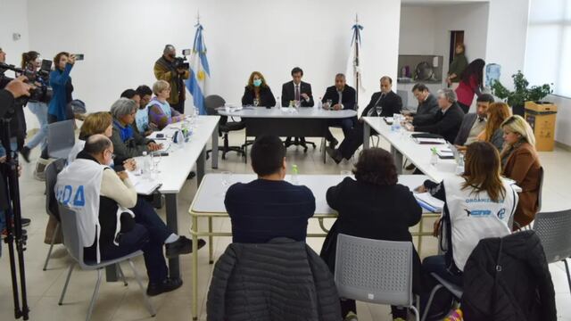 Los gremios docentes volverán a reunirse con el Gobierno de Jujuy en el marco de las negociaciones paritarias para discutir la pauta salarial 2024.