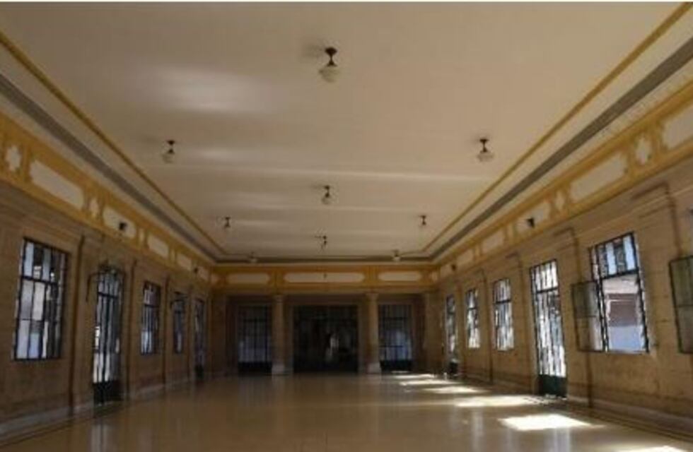 Dos estudiantes se recibieron de ingenieros con una propuesta para ampliar un Monumento Histórico Nacional