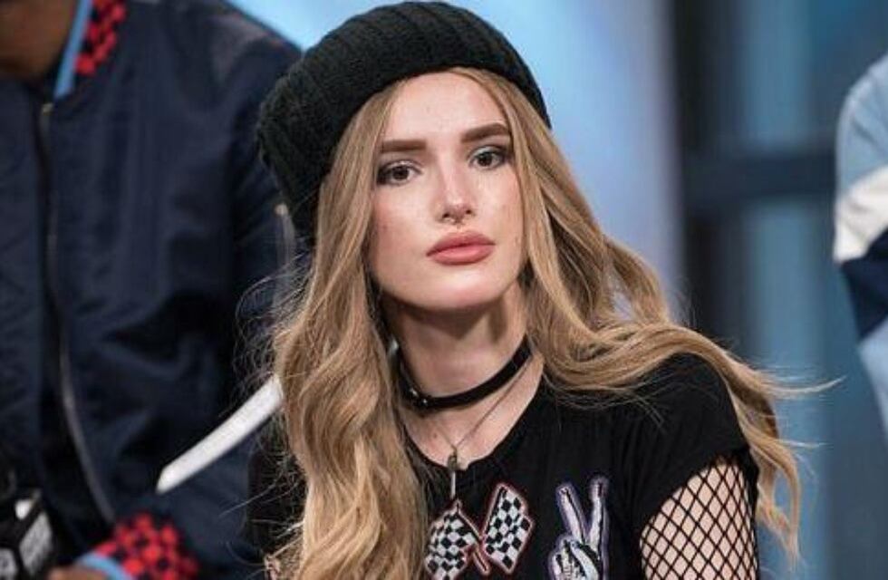 Bella Thorne sorprendió en Instagram con una campera al estilo torero: “Lo siento chicos”