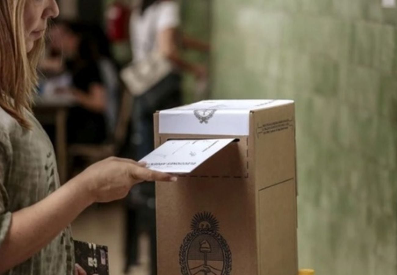 La apatía electoral se repitió en CABA y poco más de la mitad del padrón fue a votar