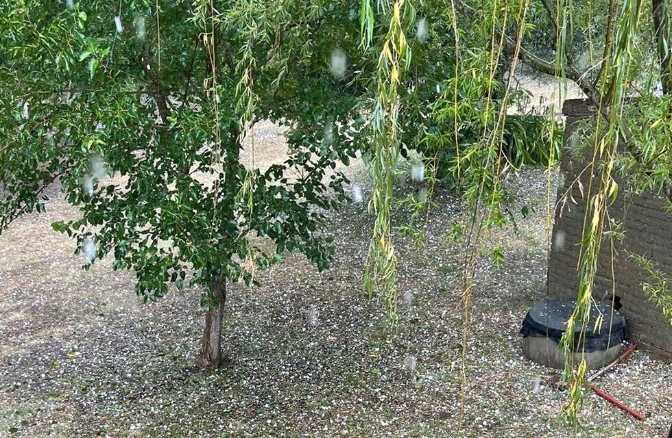 Clima en Córdoba: alerta amarilla por tormentas en la Capital y cayó granizo en Calamuchita