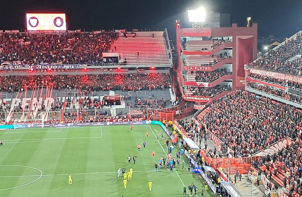 Terribles destrozos: así quedó la cancha de Independiente tras los incidentes