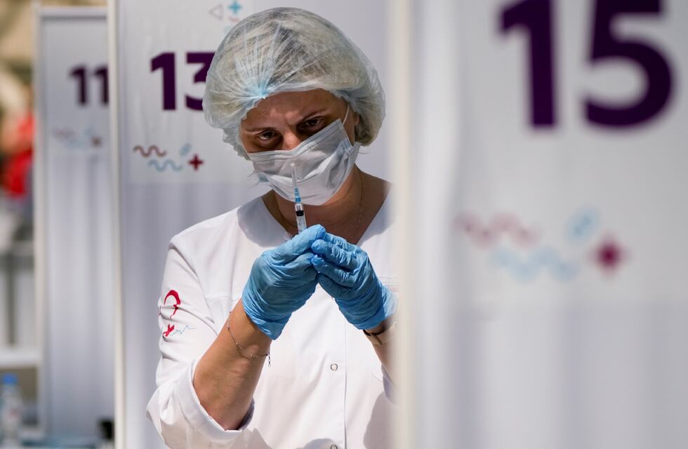 Temor en Rusia: se registró un nuevo récord de muertes por coronavirus en las últimas 24 horas