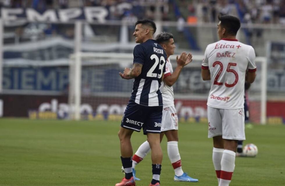 Baja segura en Talleres: Auzqui tendría un desgarro