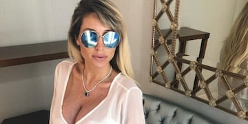 Vicky Xipolitakis desayunó con un body y una particular pose, y Moria no se lo dejó pasar
