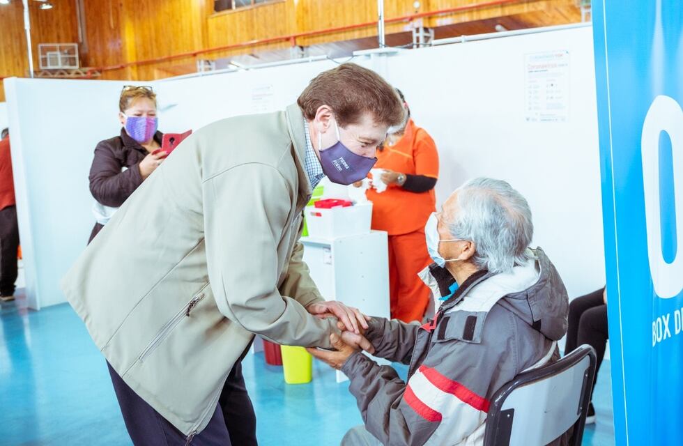 Melella resaltó el compromiso de la sociedad fueguina para alcanzar la inmunidad de rebaño