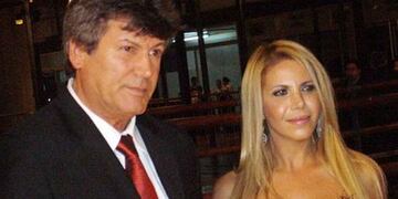 Carlín Calvo se casó con Carina Galucci y tuvieron dos hijos, Facundo y Abril.