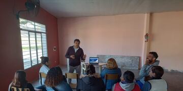 Capacitación a comerciantes del barrio Ilolay