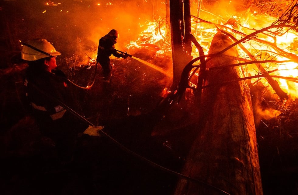 Controlan los focos de incendios en Orán, pero el fuego arrasa otras zonas de Salta