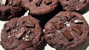 Cómo hacer galletitas de lentejas y chocolate.