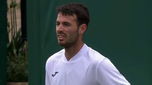 Juan Ignacio Londero quedó eliminado en primera ronda de Wimbledon. (@ESPNTenis)