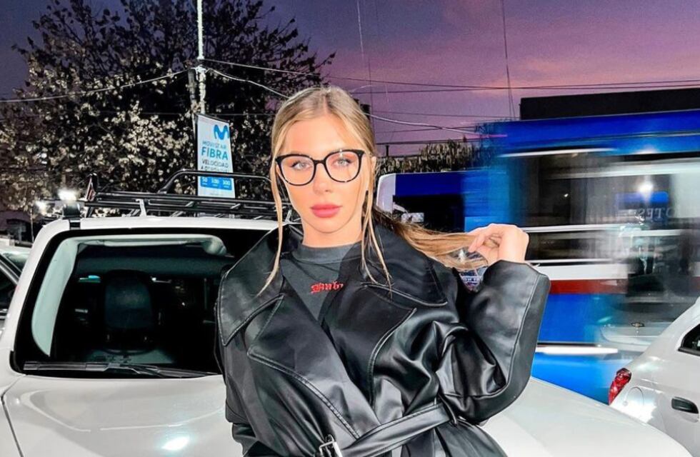 Romina Malaspina causó furor al lucir una musculosa escotada en un divertido video: “Cuando pinta la tóxica”