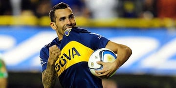 El "Apache" decidió colgar los botines y se retiró del fútbol profesional. Foto: Vía País.