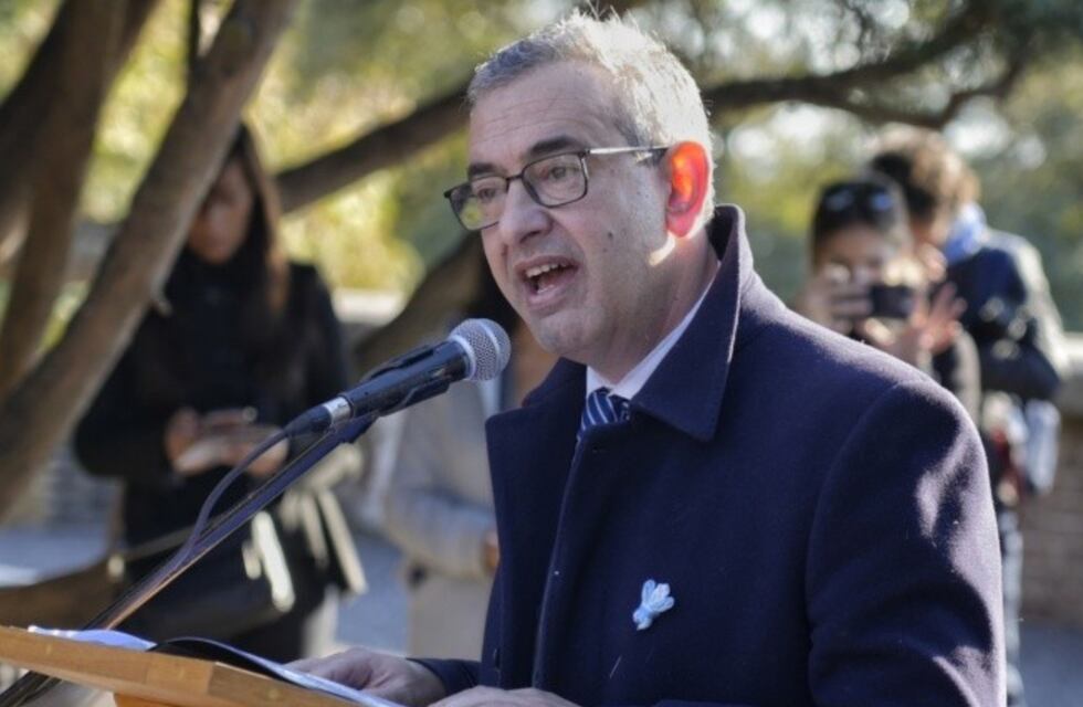 Pablo Javkin cuestionó el impuesto a combustibles y pidió autonomía para Rosario: “Que nos devuelvan lo que pagamos”