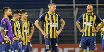 El equipo rosarino se complicó