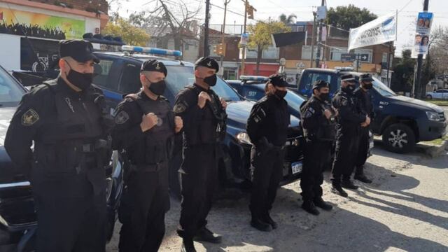 Aumentan el salario a la policía santafesina