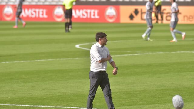 "Estamos todos fastidiados por el resultado", admitió el DT Albiazul. (Facundo Luque / La Voz).