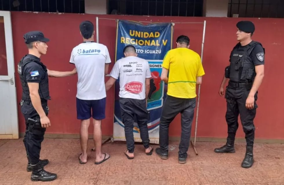 Policía recaptura a tres evadidos de la comisaría en Comandante Andresito
