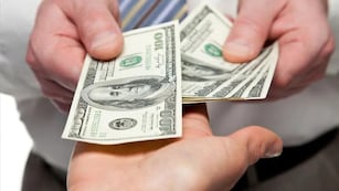 ¿Es legal trabajar para el exterior y cobrar en dólares desde Argentina?