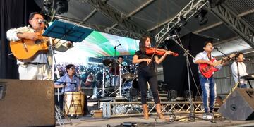 Vuelve la música en vivo en la Feria de la Comida Regional, en San Salvador de Jujuy, del 21 al 23 de este mes en el Centro Cultural "Manuel Belgrano", la exestación de trenes.