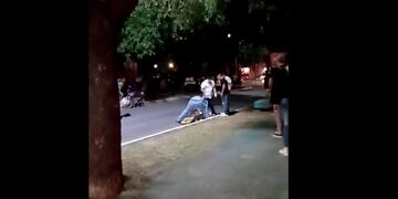 La mujer intentó cruzar a mitad de cuadra cuando fue atropellada.