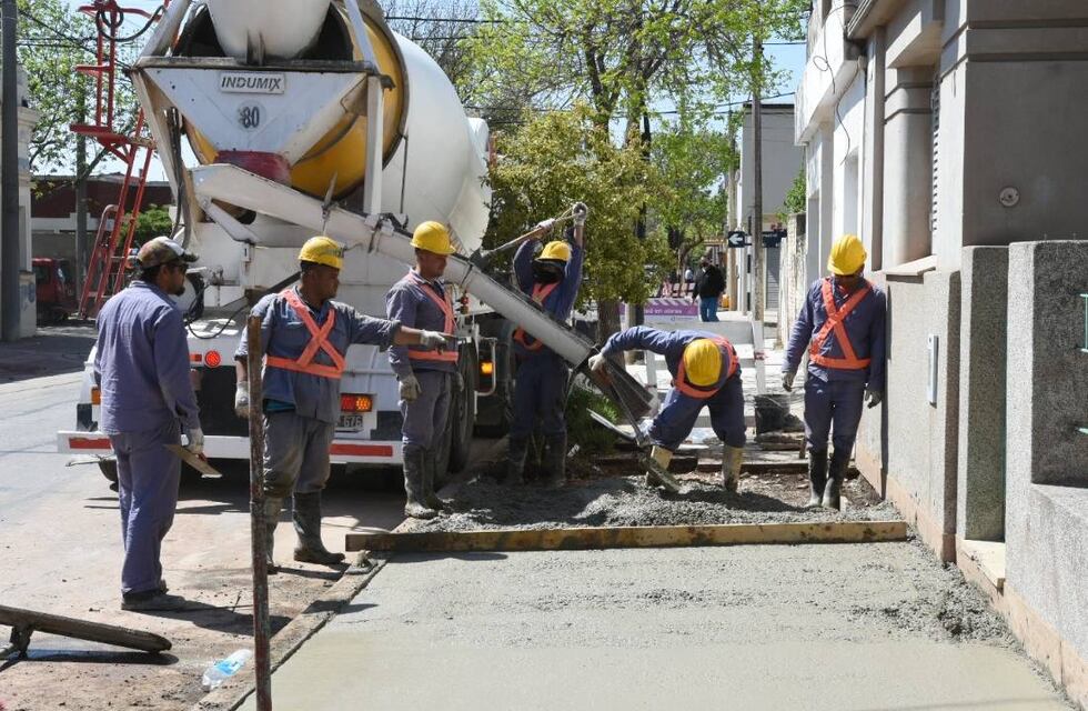 Empezó el arreglo de veredas en el macrocentro