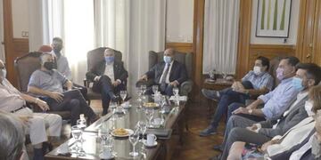 Jaldo recibió a Manzur en Casa de Gobierno.