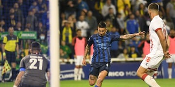 El ex Unión e Independiente entró en el segundo tiempo del partido con Estudiantes de La Plata.