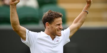 Diego Schwartzman avanza en Wimbledon.