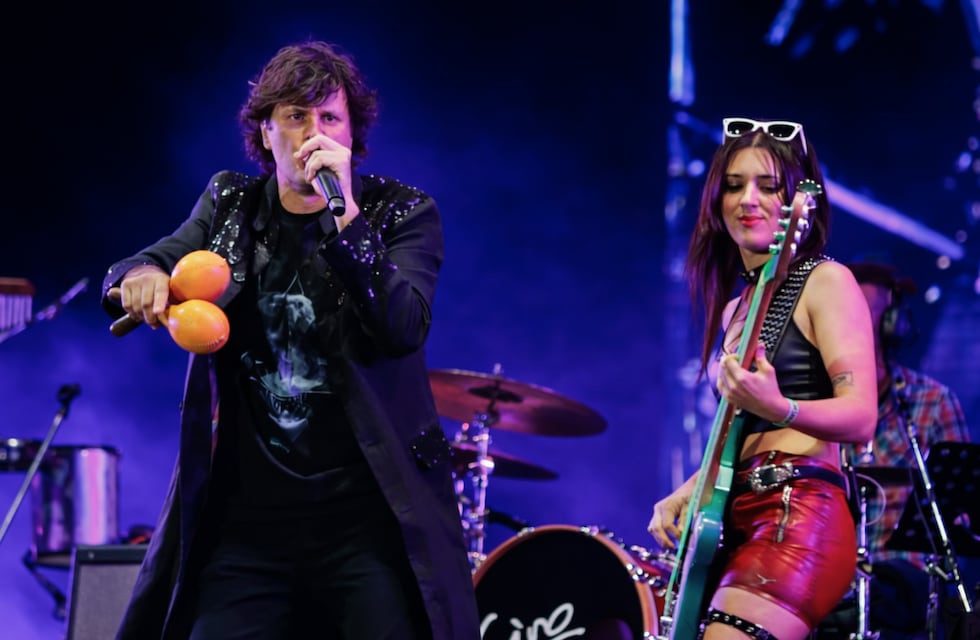 ¡Escándalo! Ciro de Los Piojos confirmó su romance con la bajista Luli Bass, 22 años menor: “Ella dejó al marido”