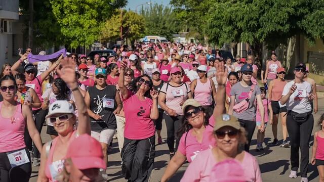 Caminata Rosa Arroyito 2024