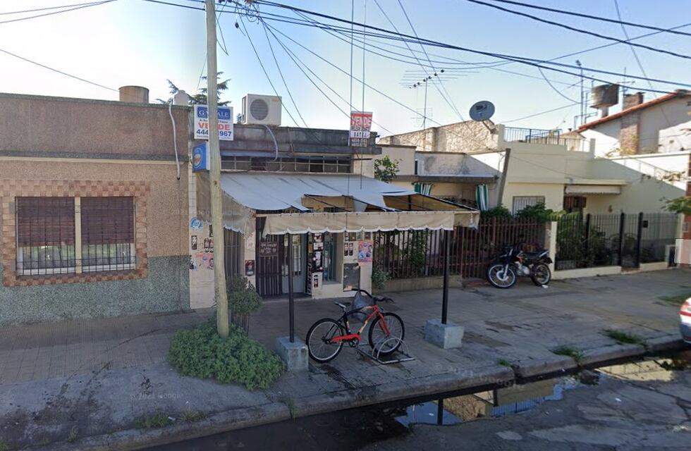 Vecinos de El Palomar evitaron que un delincuente abusara de una joven en un almacén