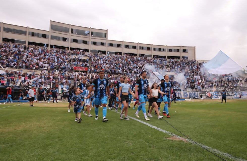 Gimnasia y Esgrima de Jujuy en un duelo con todos los condimentos ante el mejor de la Zona A