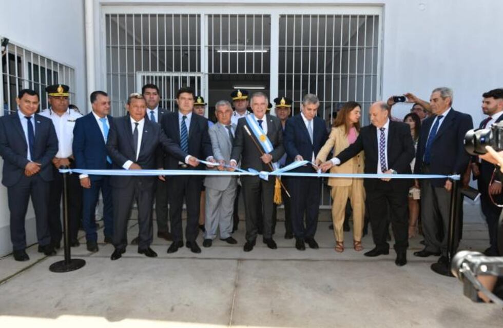 Inauguró el Complejo Penitenciario Delfín Gallo