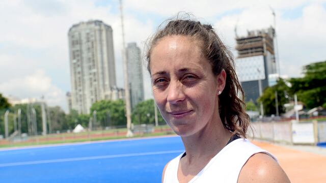 Silvina "Piti" D'Elía se expresó en contra de la dirigencia por la situación que vivieron los jugadores que viajaban a las panamericana de Chile.