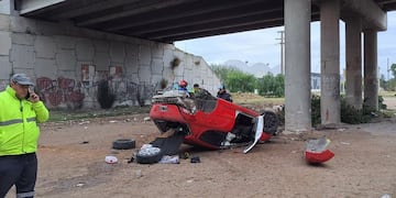 Se quedó dormido y cayó al vacío en Circunvalación de Córdoba.