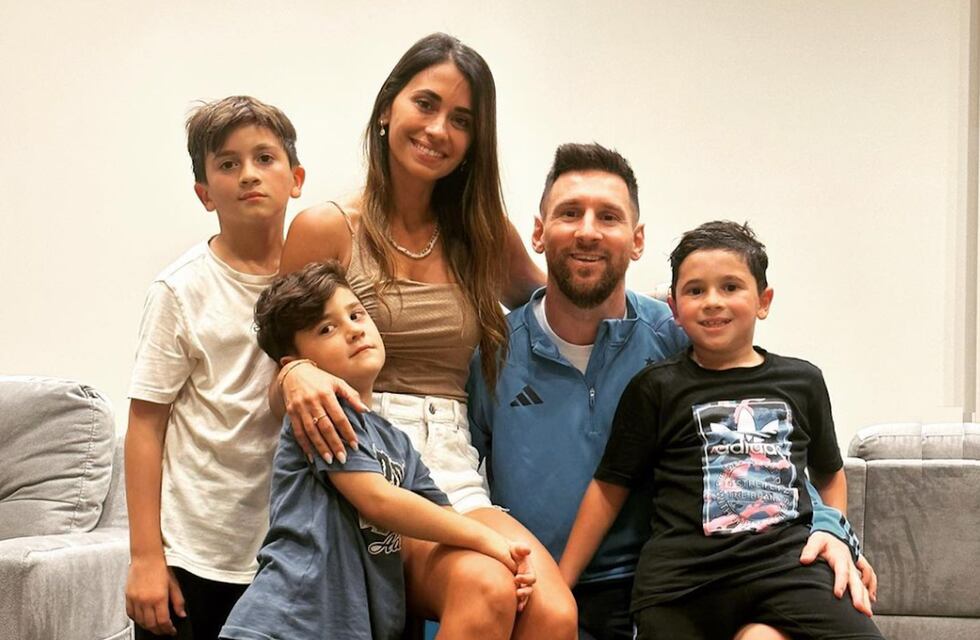 La tierna foto que Antonela Roccuzzo compartió en familia: “Mi montaña de amor”