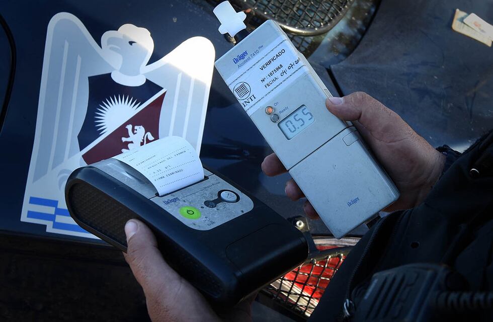 Detuvieron a un penitenciario por manejar ebrio y dos motociclistas murieron en distintos accidentes