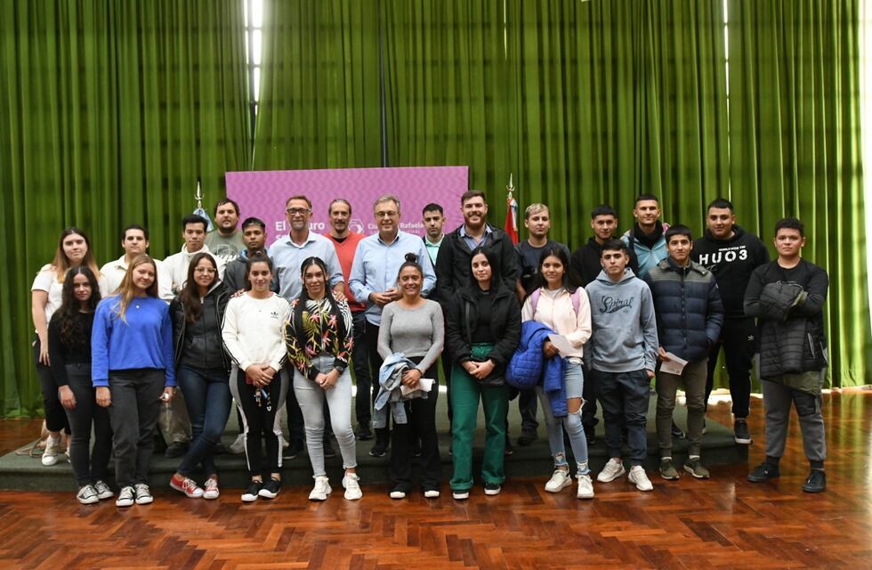 Jóvenes rafaelinos comienzan sus experiencias laborales en empresas