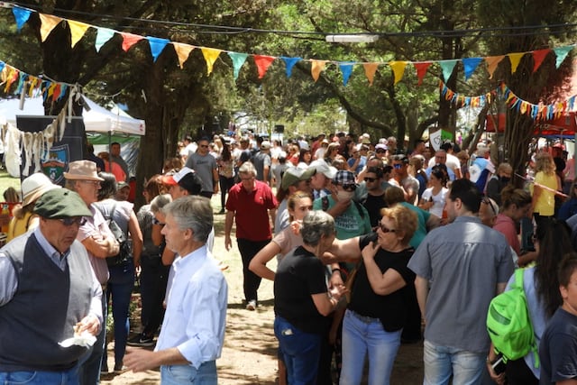 Gran festejo por el aniversario de Bajo Hondo.