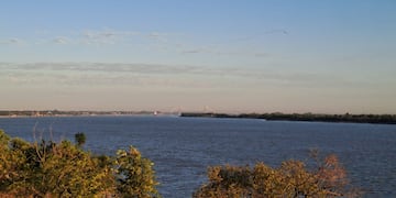 El cielo cambió de color sobre la costanera central. (Imagen ilustrativa)